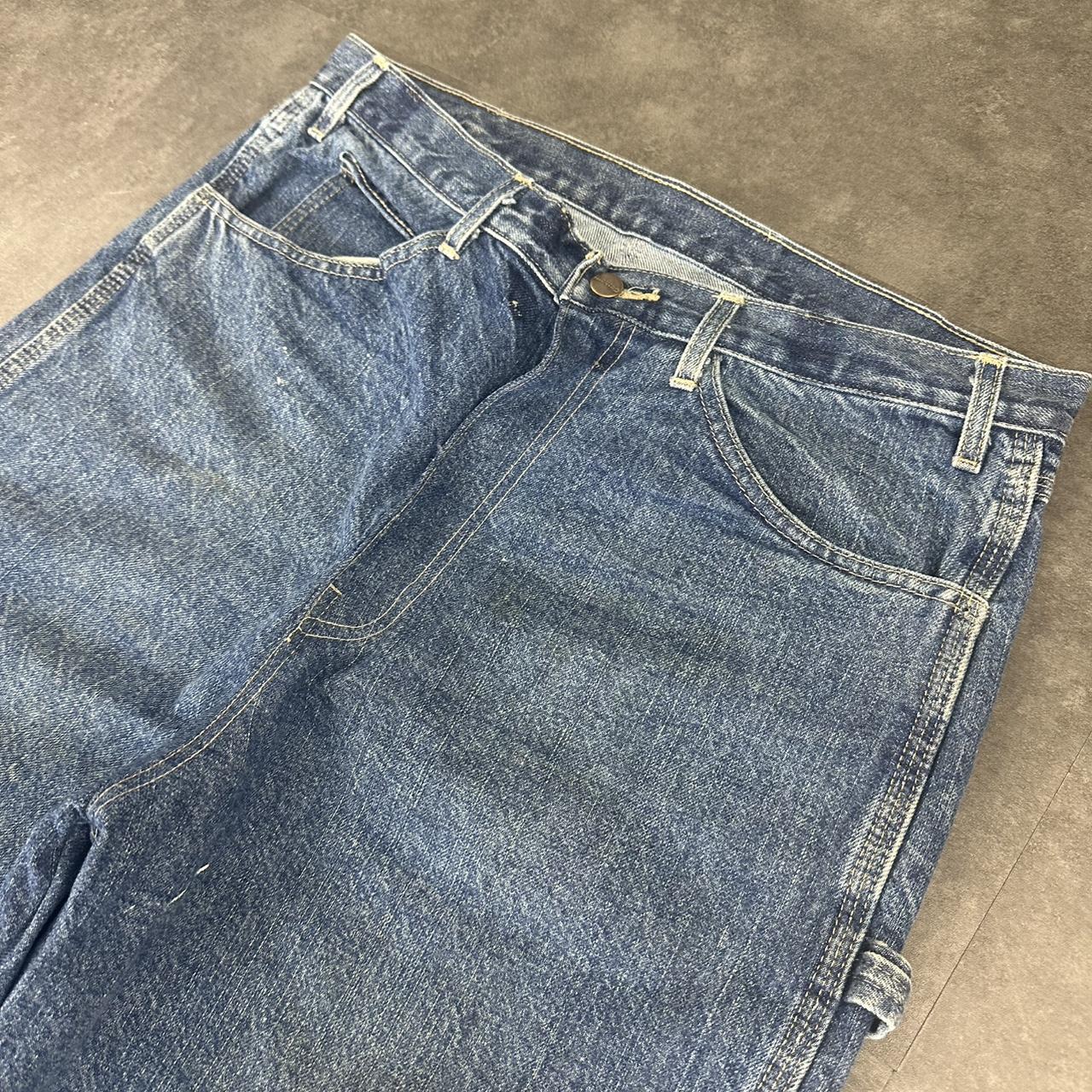 Carhartt 2000s dungaree workwear comfort fit cargo shorts
