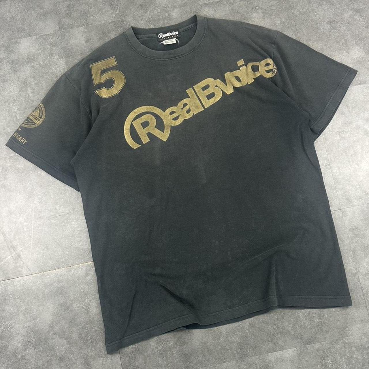Real B Voice 2000s Print graphic logo Water Warrior T shirt