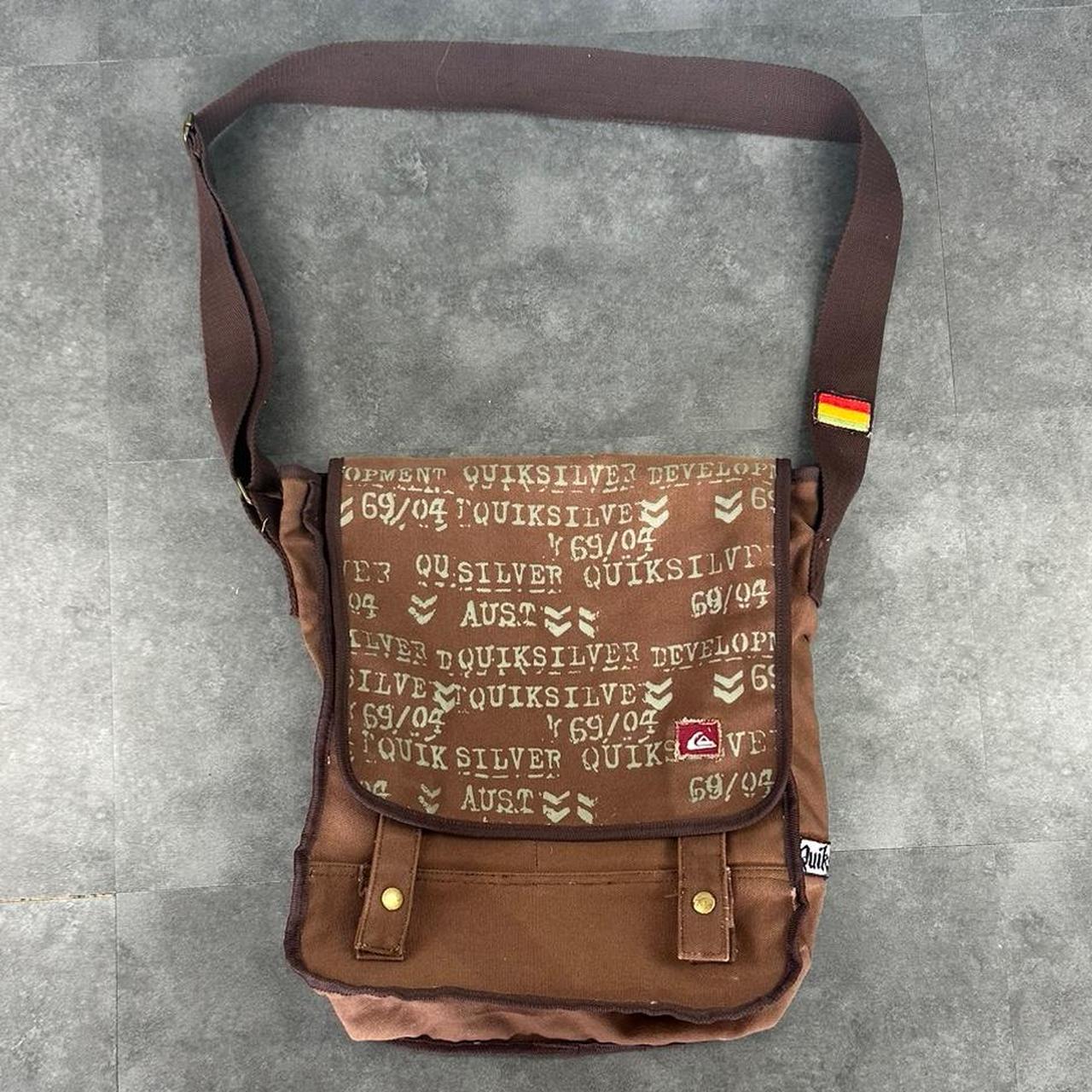 Quiksilver 2000s messenger bag