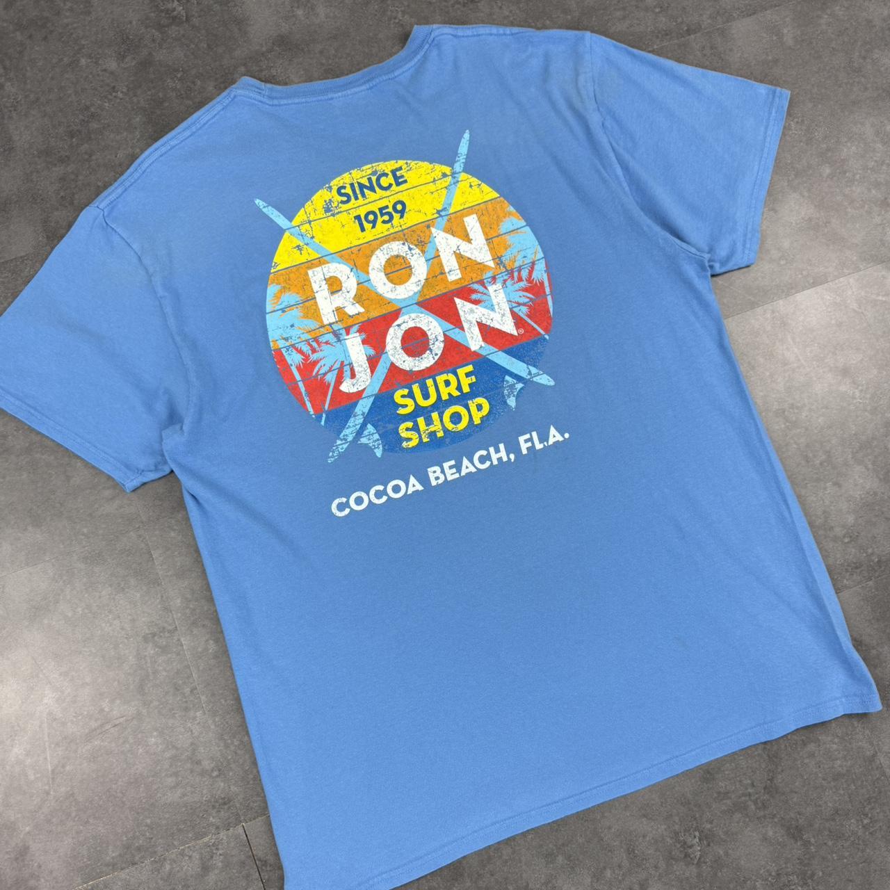 Ron John Surf Shop 2000s Surfer Print graphic T shirt
