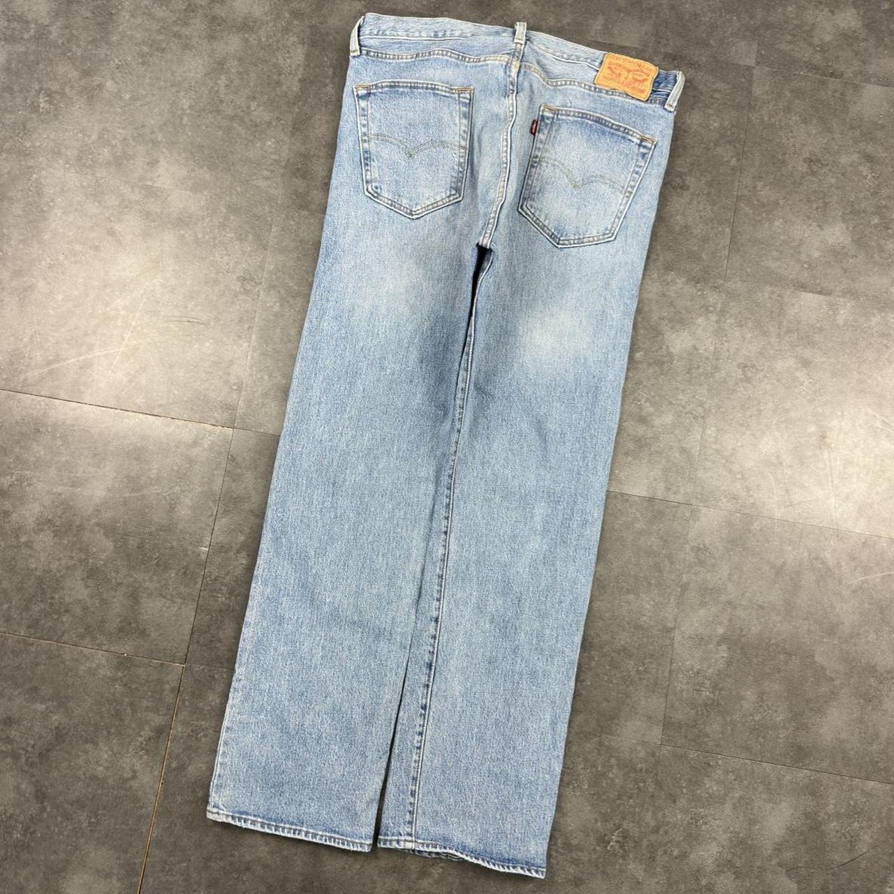Levi’s 501 straight relaxed fit baggy jeans