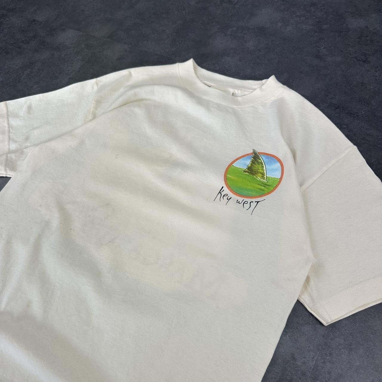 Jimmy Buffet T Y2K 90s Margaritaville parrot print graphic logo T shirt