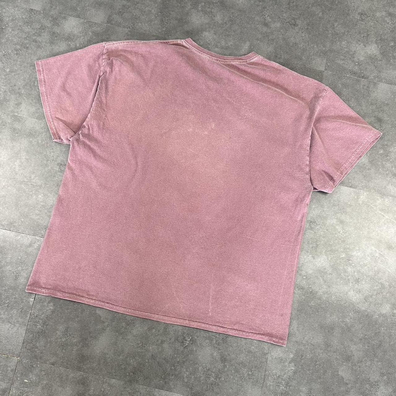Urban Outfitters 2000s logo Print Fish design Logo graphic T shirt