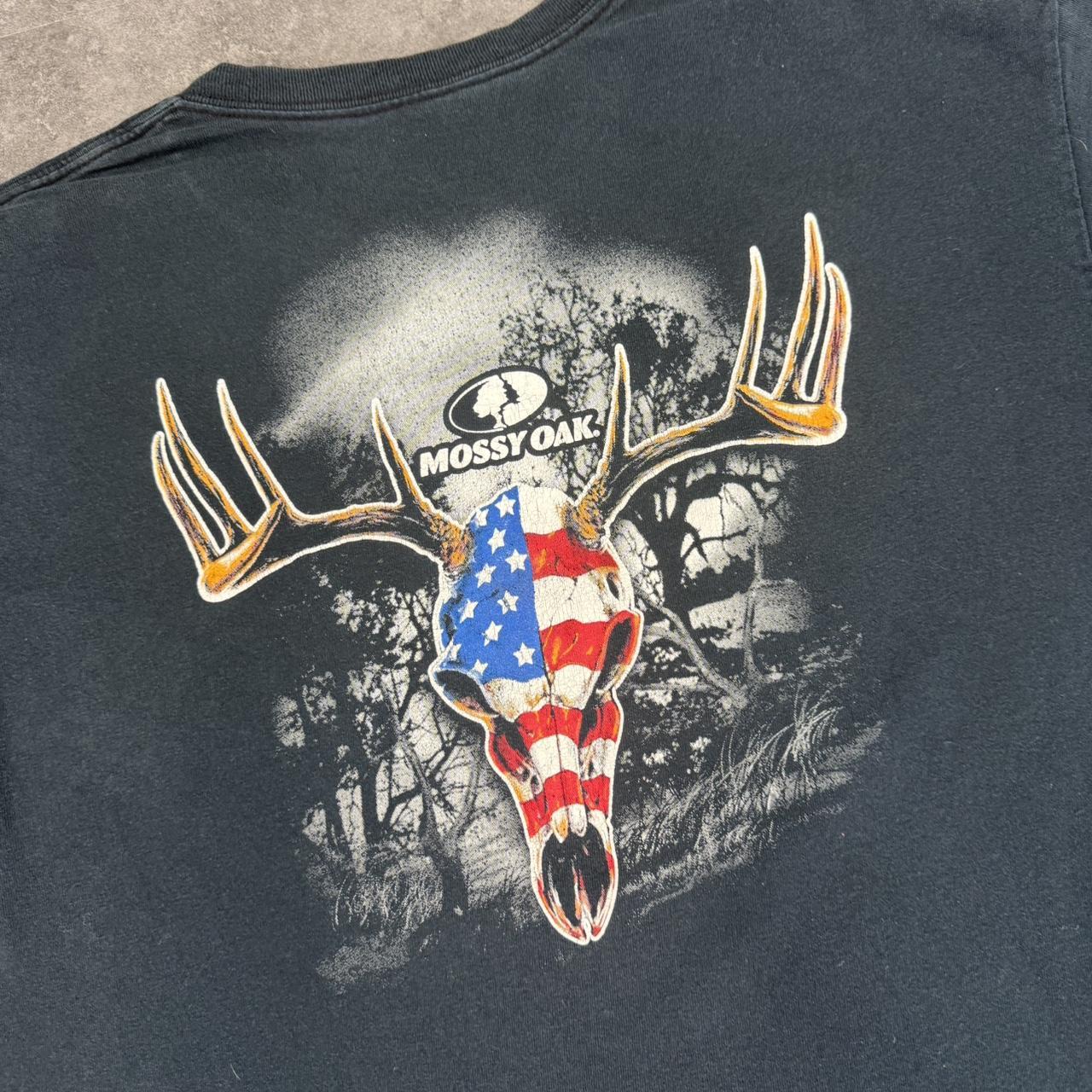 Mossy Oak 2000s USA grunge skull hunter Logo graphic T shirt