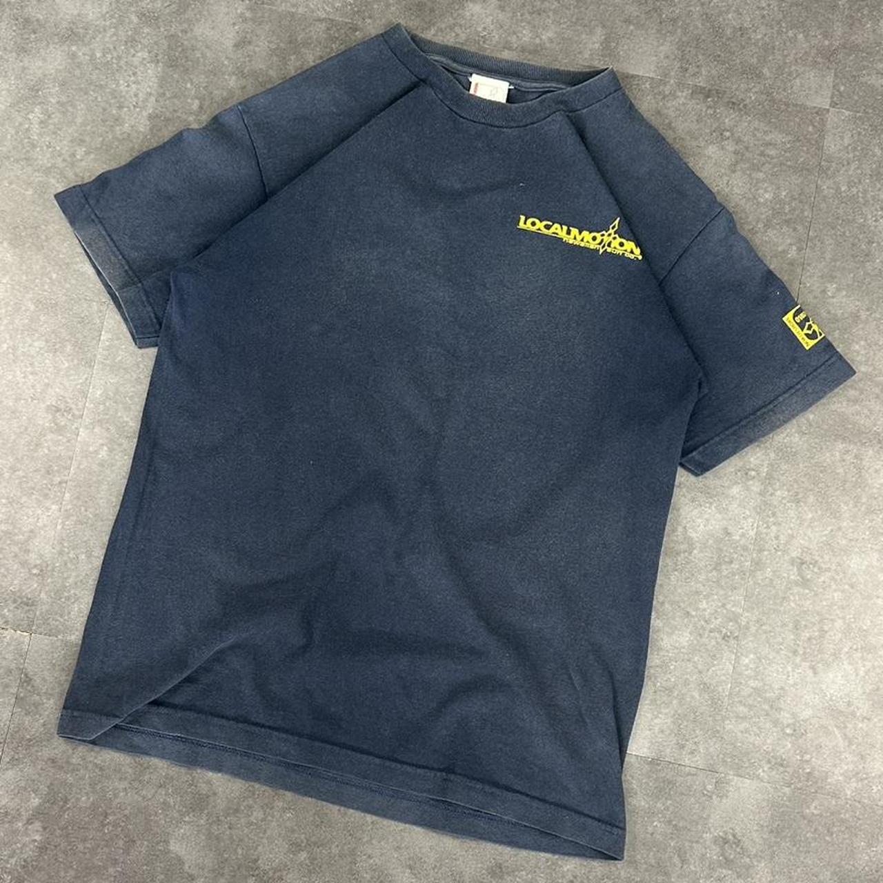 Local Motion 2000s Surfer Print graphic T shirt
