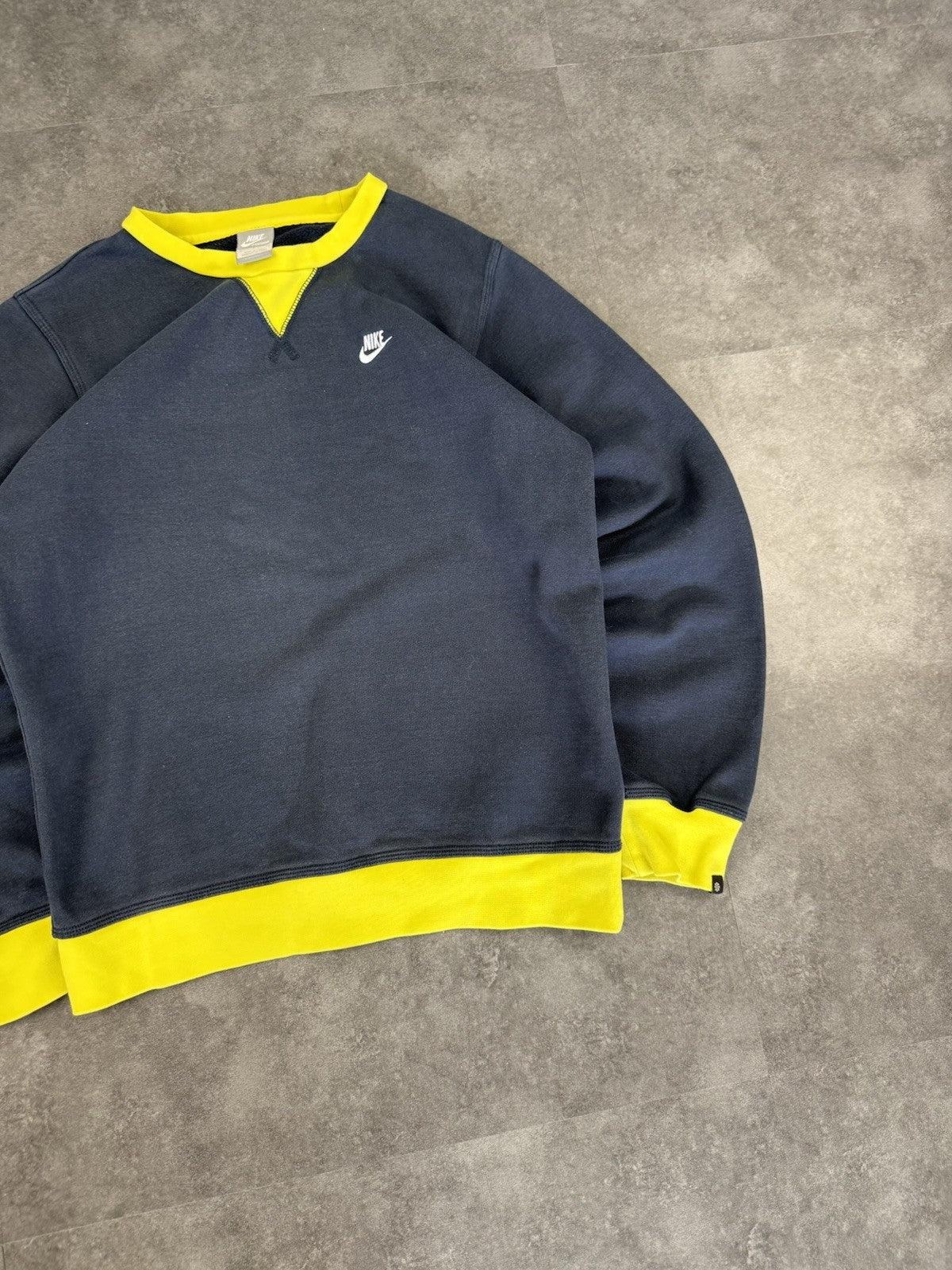 Vintage 2000s Nike Tick Sweatshirt Navy Blue & Yellow Pullover Retro Y2k Size S