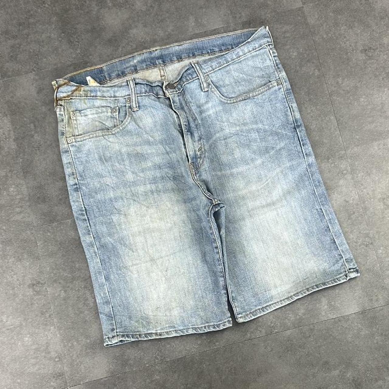 Levi’s 2000s dungaree workwear comfort fit denim shorts jorts