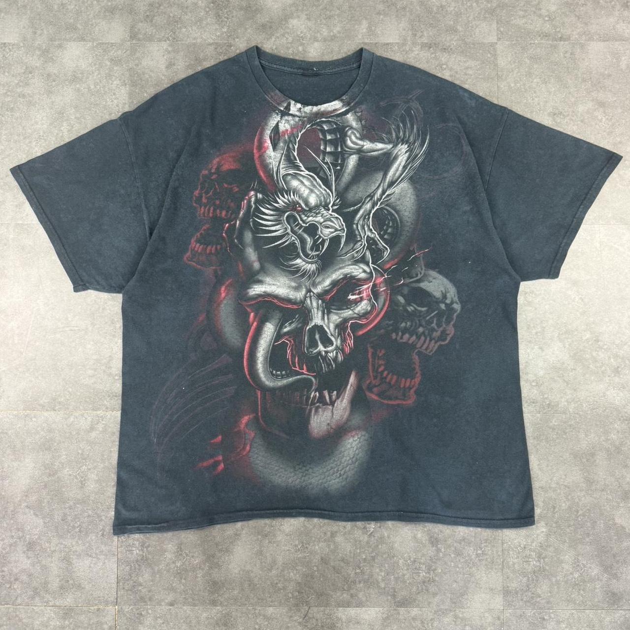 Grunge 2000s skull and dragon design graphic T shirt
