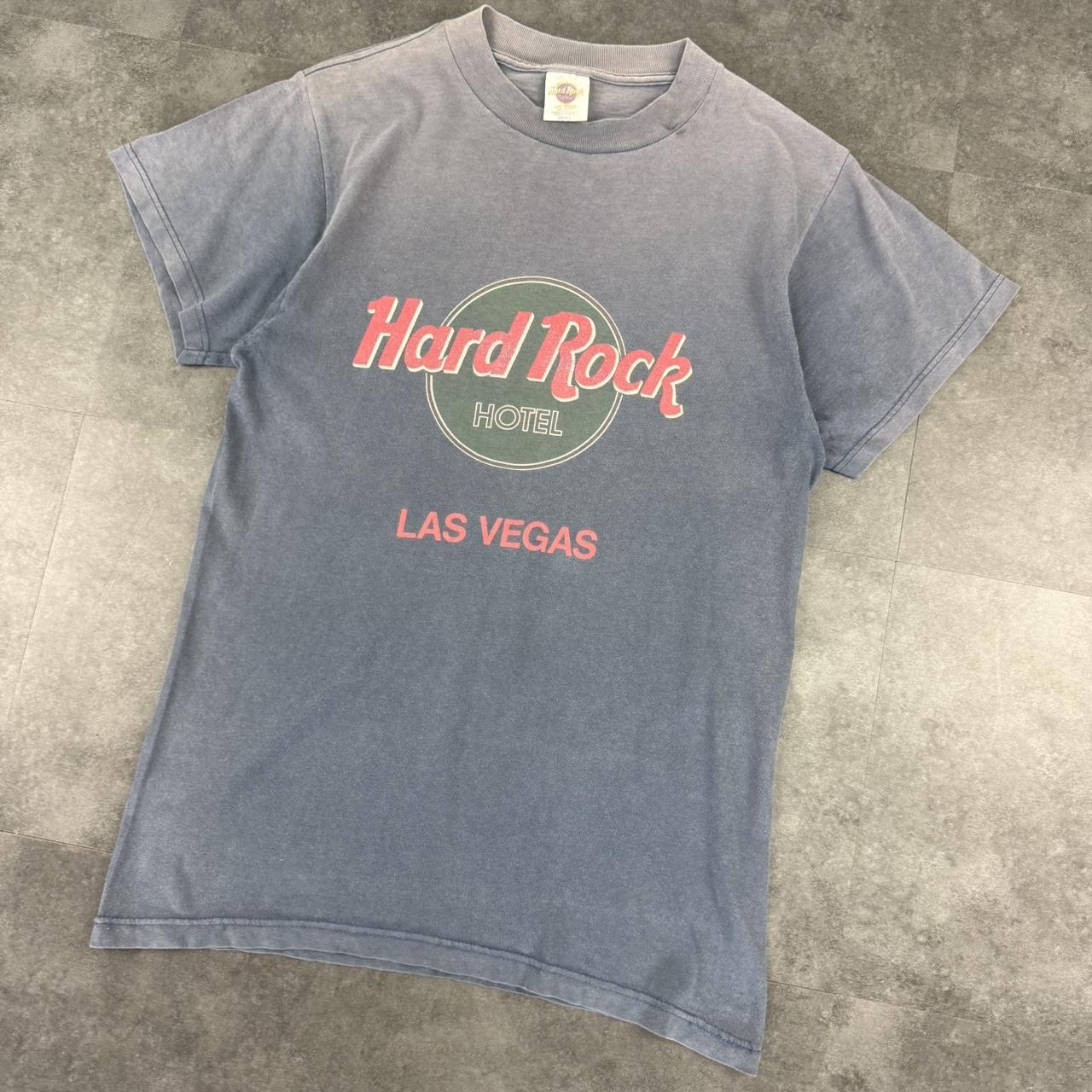 Hard Rock Cafe Las Vegas 2000s faded Logo design graphic T shirt