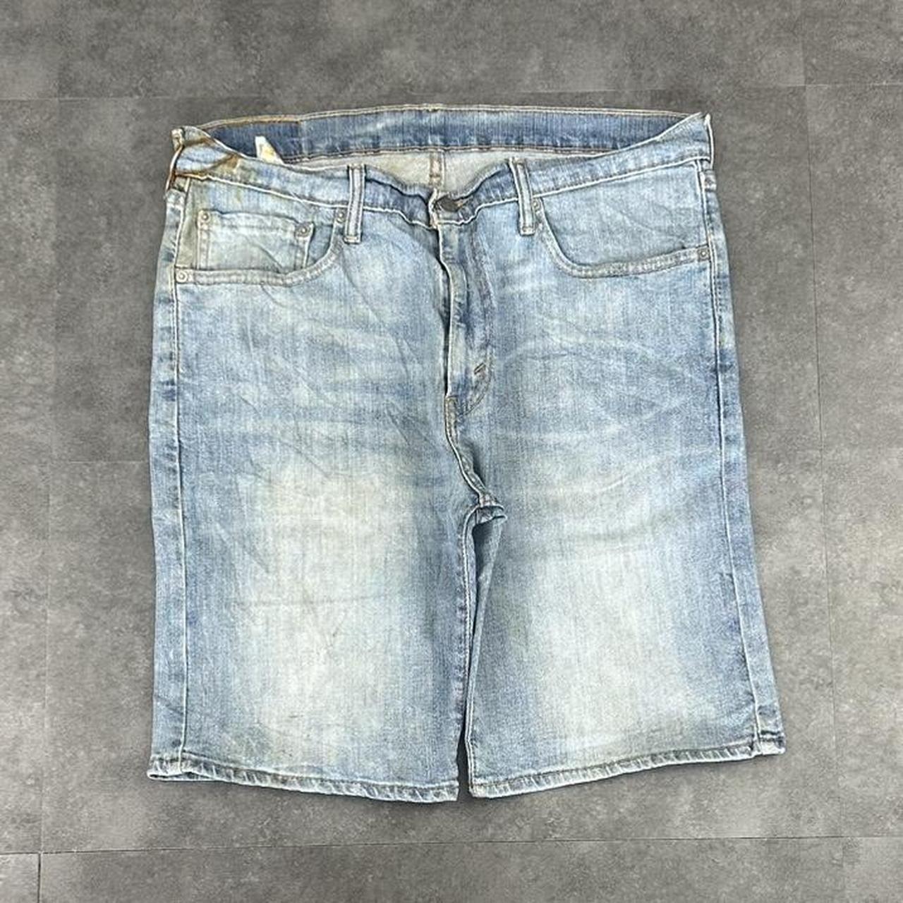 Levi’s 2000s dungaree workwear comfort fit denim shorts jorts