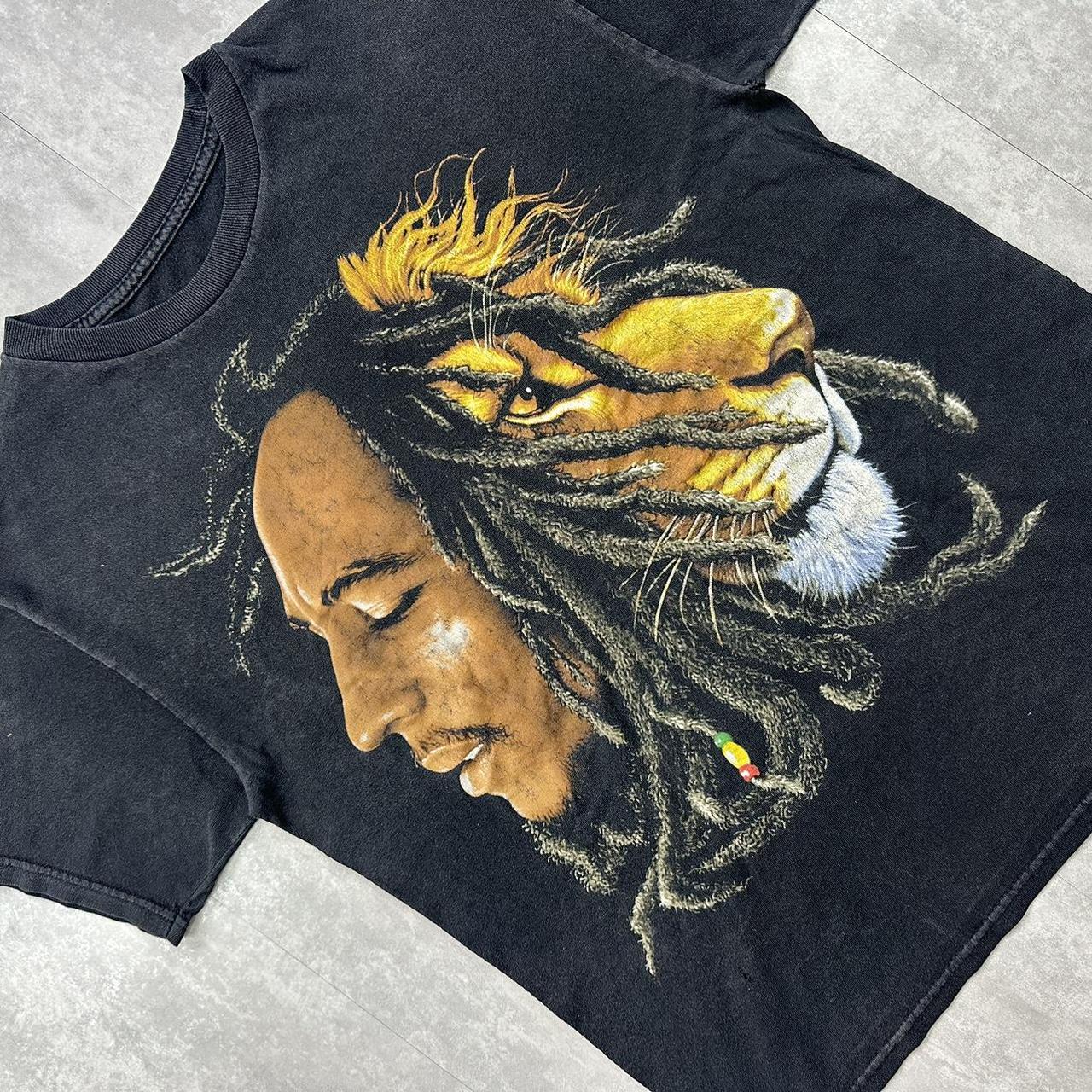 2000s Bob Marley/Lion shirt