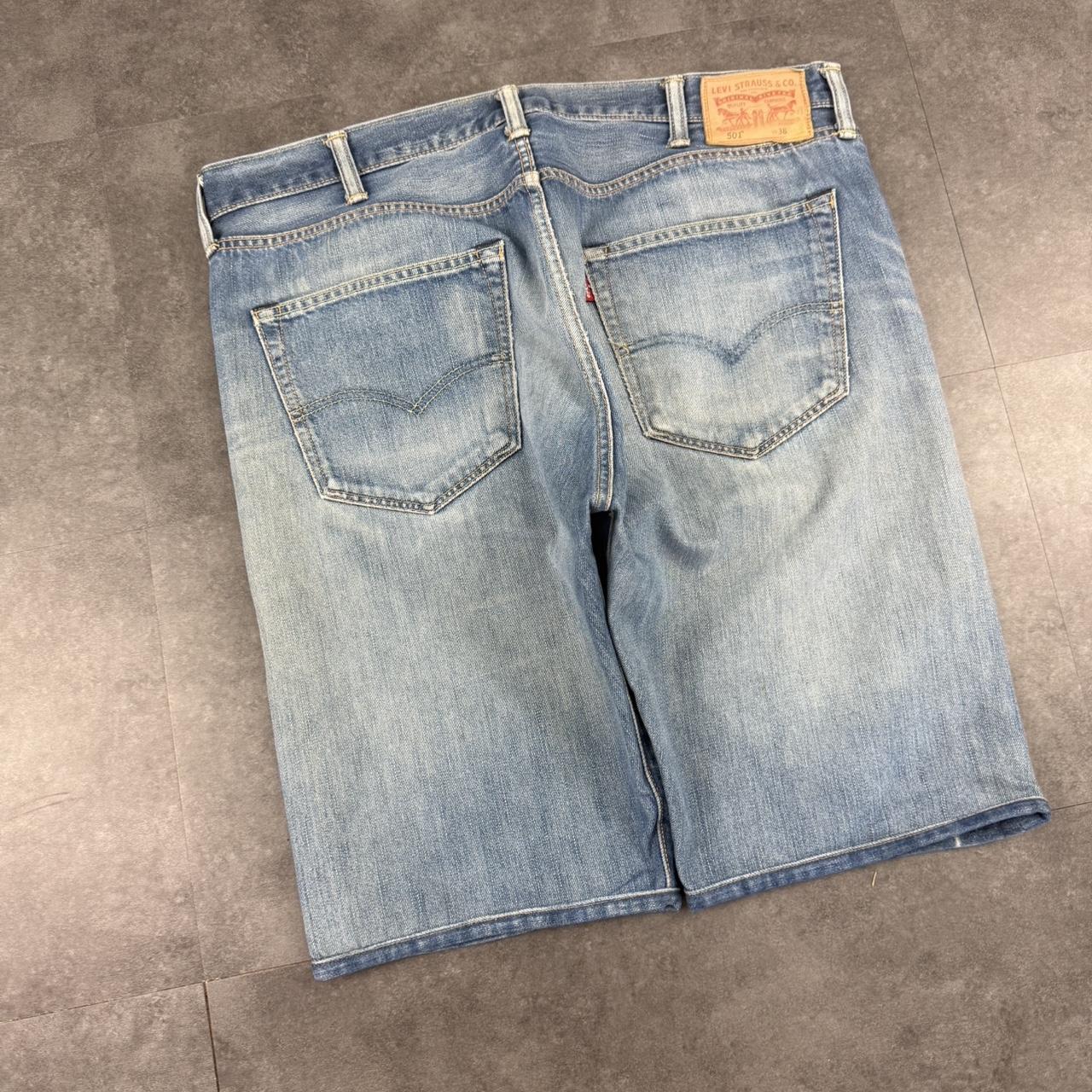 Levi’s 501 2000s relaxed fit denim shorts jorts