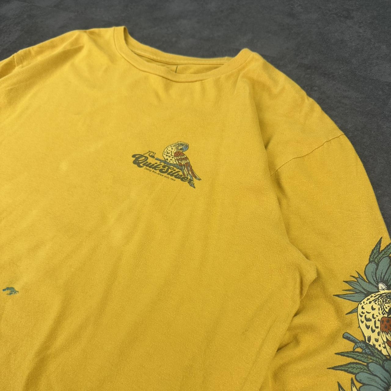 Quiksilver T 2000s Print Hawaii Resprt graphic T shirt