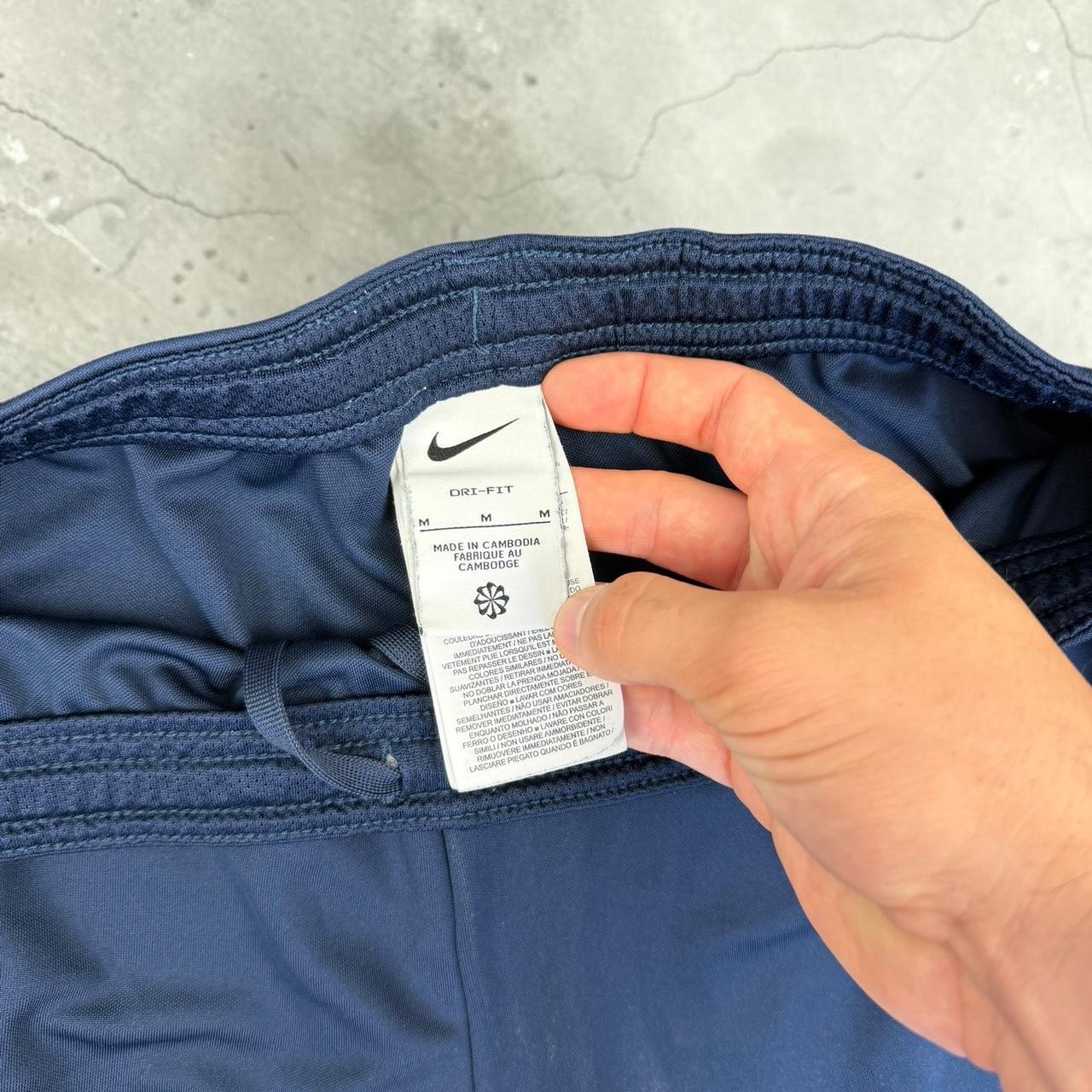 Nike 90s vintage Y2K sports PE style swim shorts