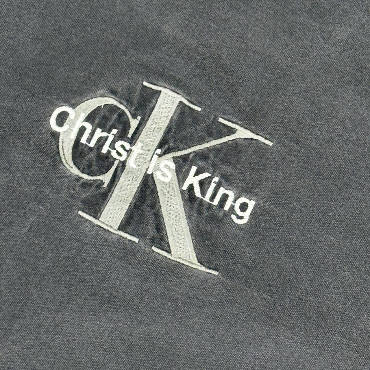 Gildan 90s Y2K CK Christ is king embroidered graphic logo shirt