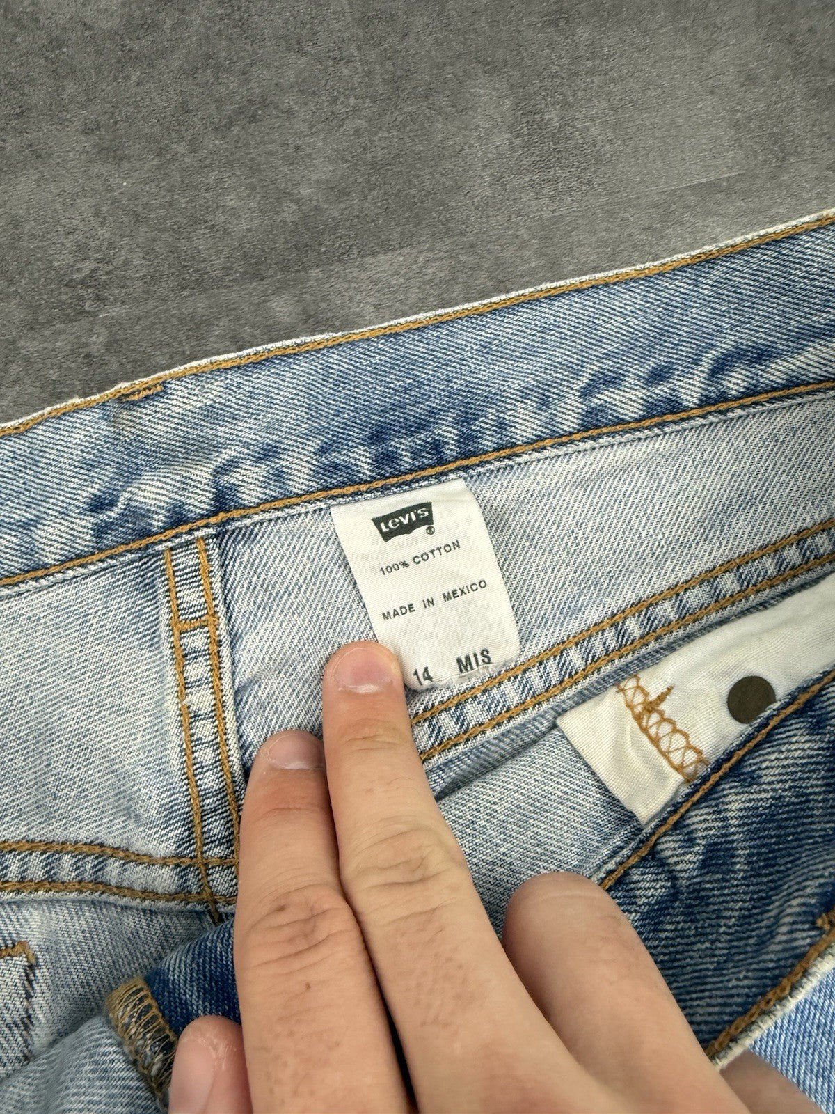 Levi's 550 Vintage Baggy Jorts 90s Y2K Denim Jeans Shorts Skater Workwear 34W