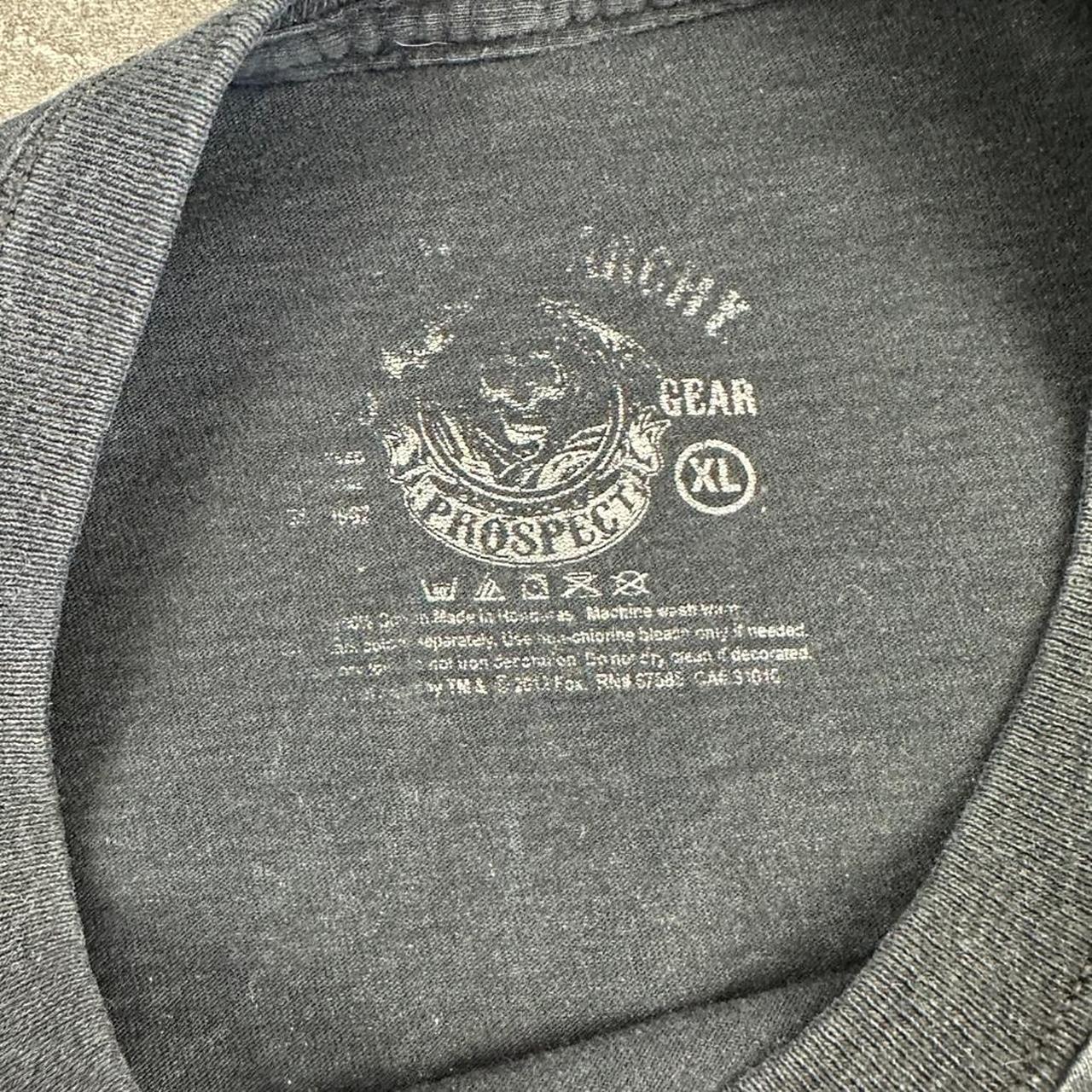 Sons of Anarchy T 2000s Print Fear the Reaper Logo design graphic T shirt