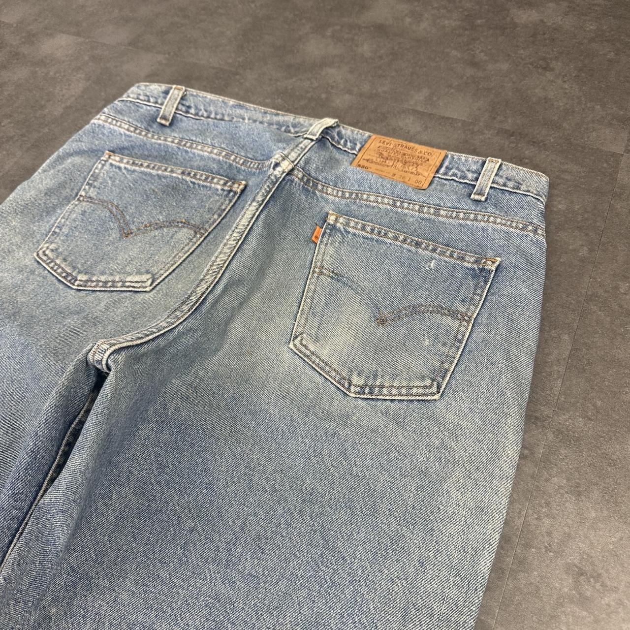 Levi’s 550 2000s dungaree workwear comfort fit denim shorts jorts