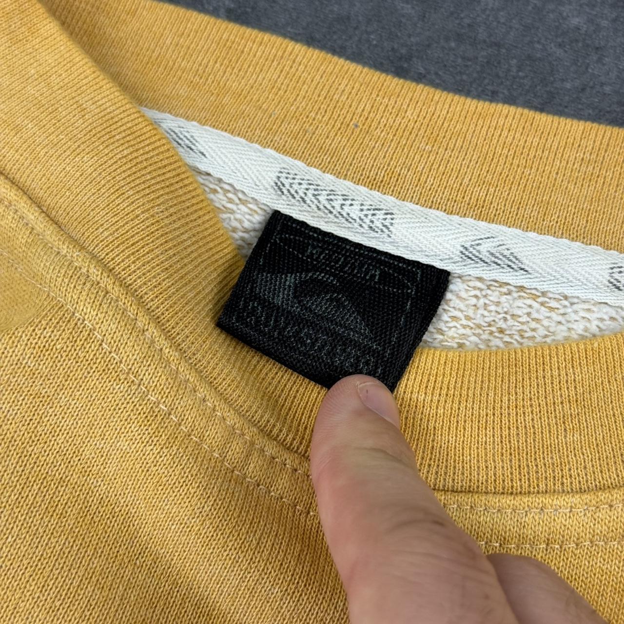 Quiksilver Vintage 2000s Surfwear company y2k spellout sweatshirt