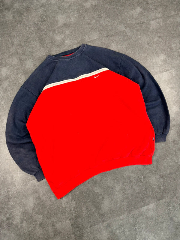 Nike Vintage 90s Sweatshirt Red/Navy Embroidered y2k style Mini Logo