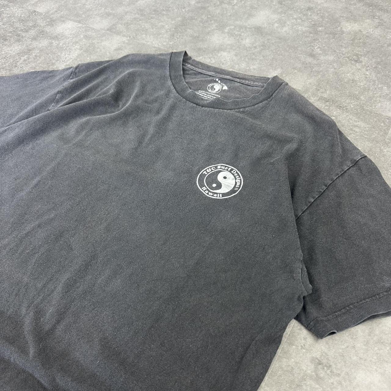 T&C Surfwear 90s printed graphic logo shirt