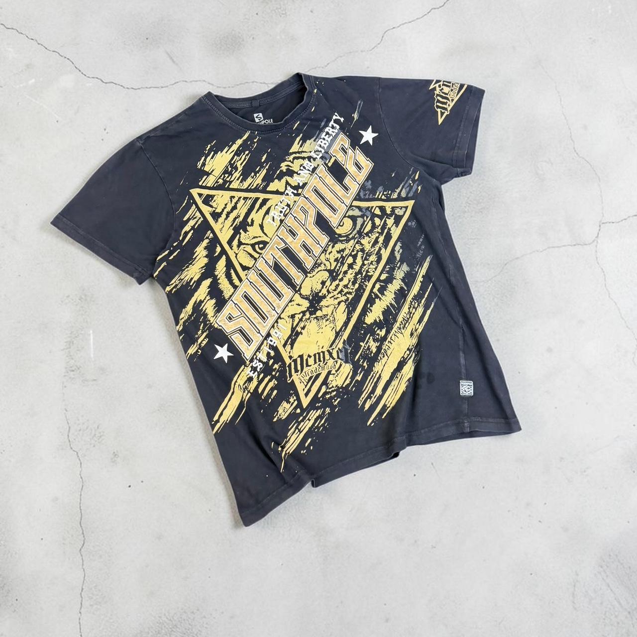 Southpole hip hop Vintage Y2K grunge T Shirt