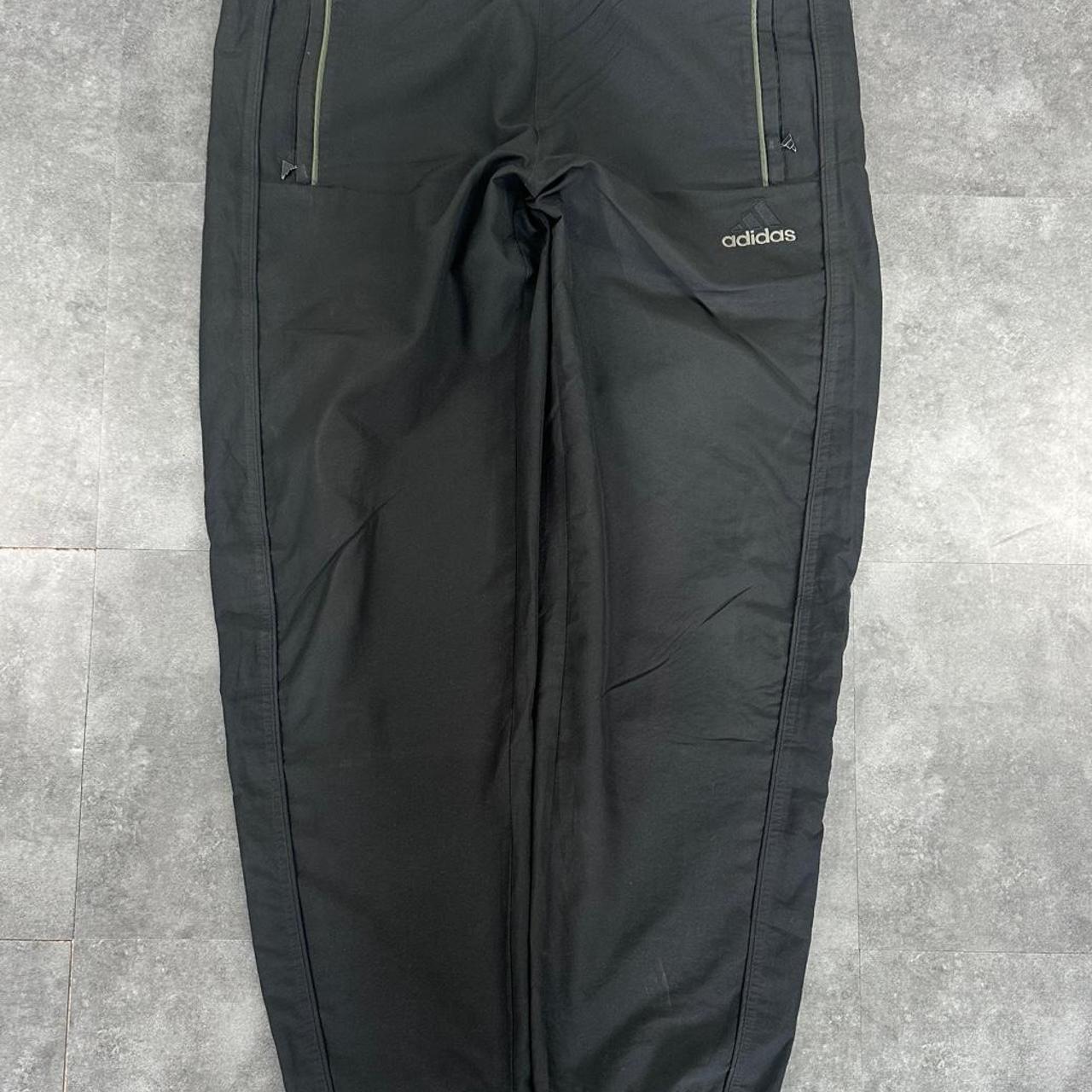 Adidas 2000s track vintage sports pants