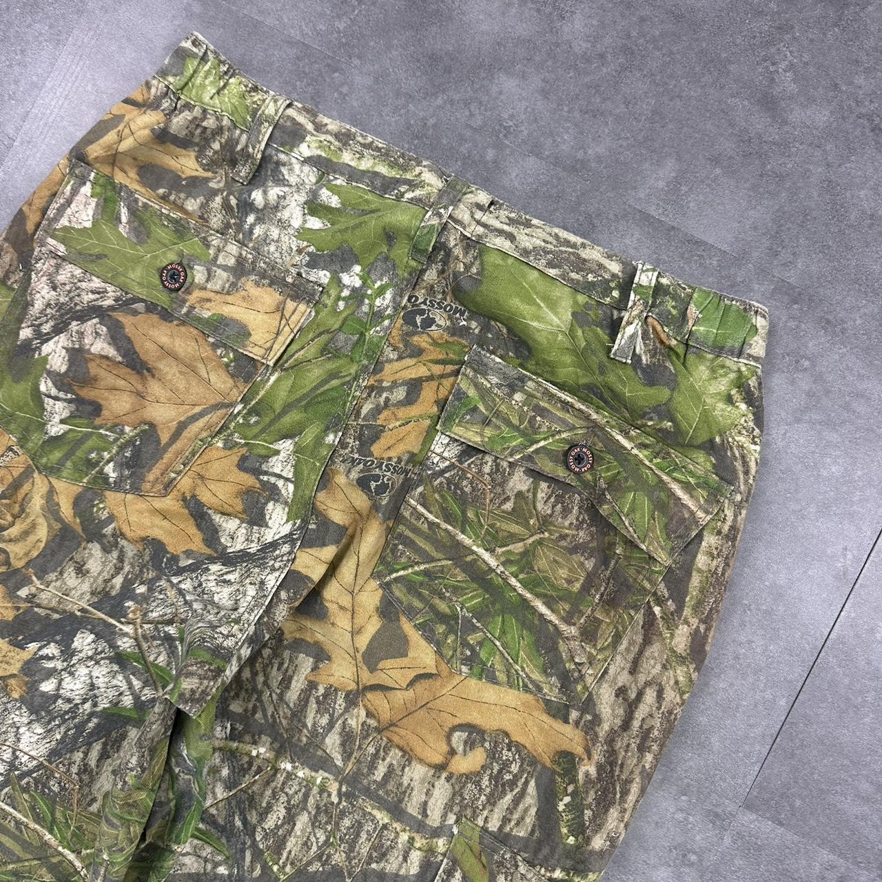 Realtree camo Mossy oak 2000s dungaree workwear cargo trousers