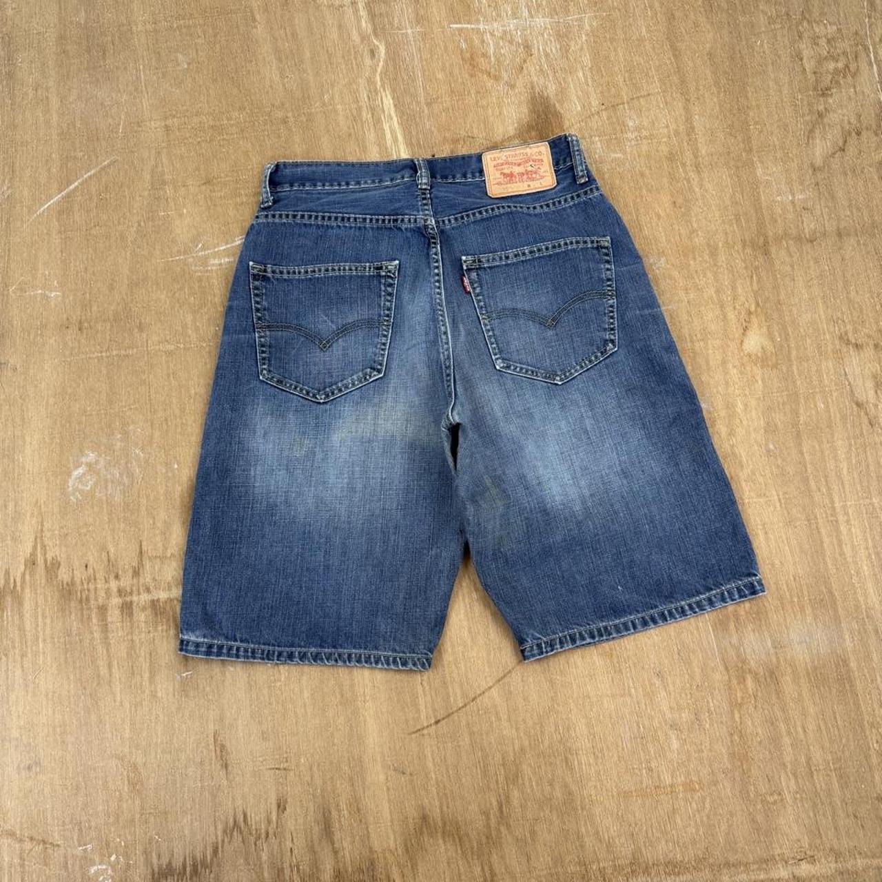 Levi’s 559 2000s relaxed denim jorts shorts