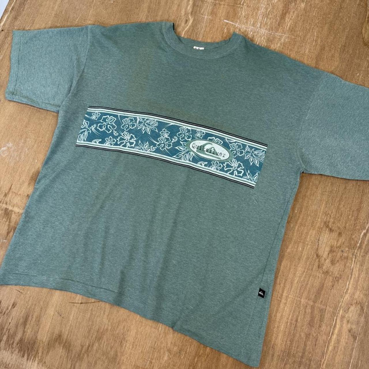 Quiksilver Surfwear green Y2K T-Shirt