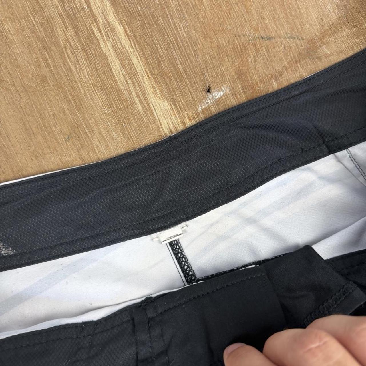 O’Neill surfwear Y2K swim shorts