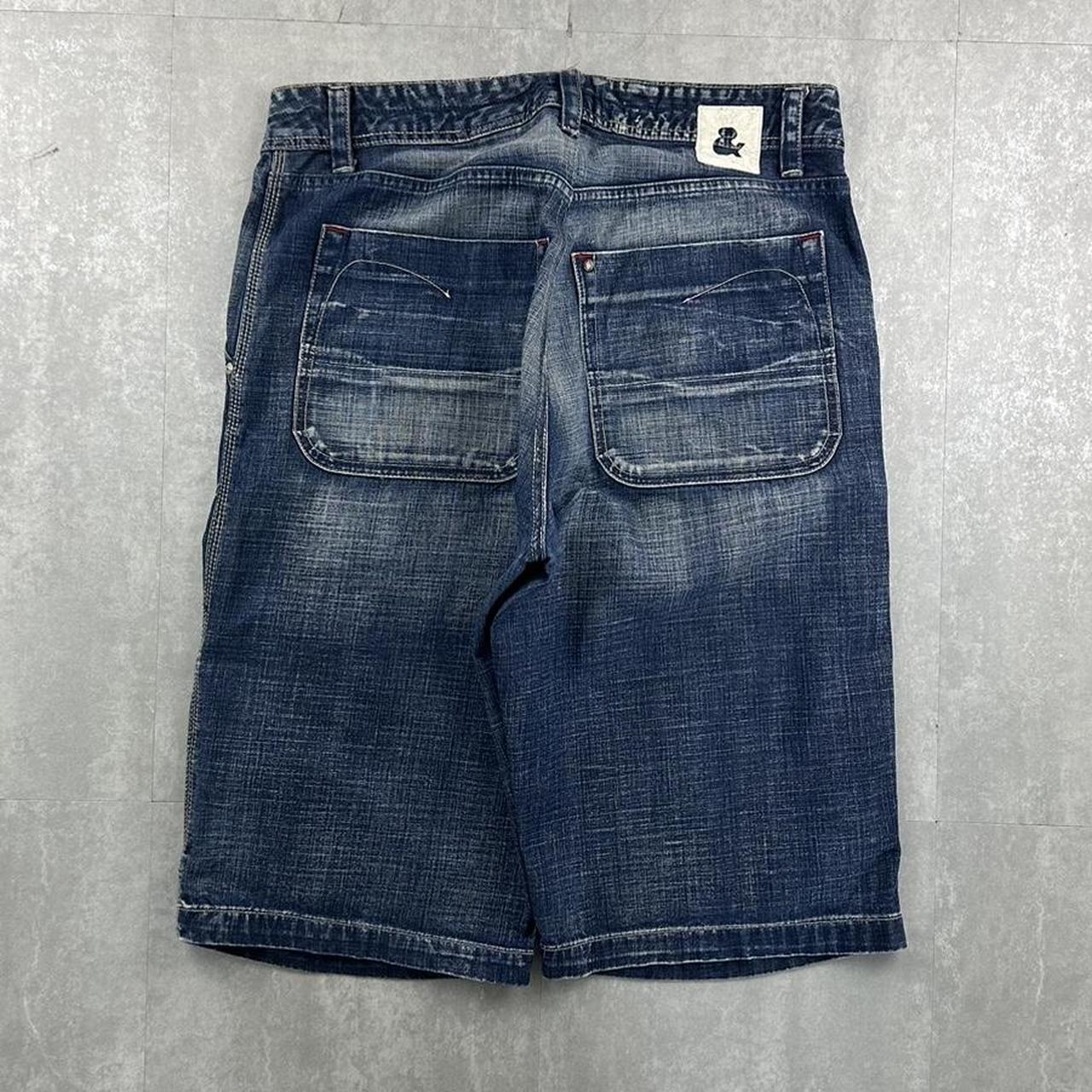 Japanese style 2000s spellout carpenter fit skate cargo jorts