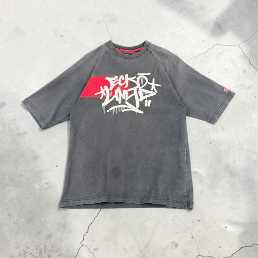 Ecko unltd Vintage Y2K hip hop grunge T Shirt