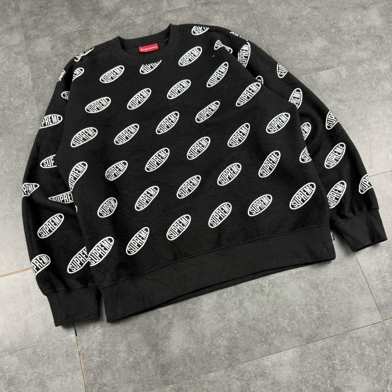 Supreme F/W 2018 Oval Logo Crew deck sweatshirt