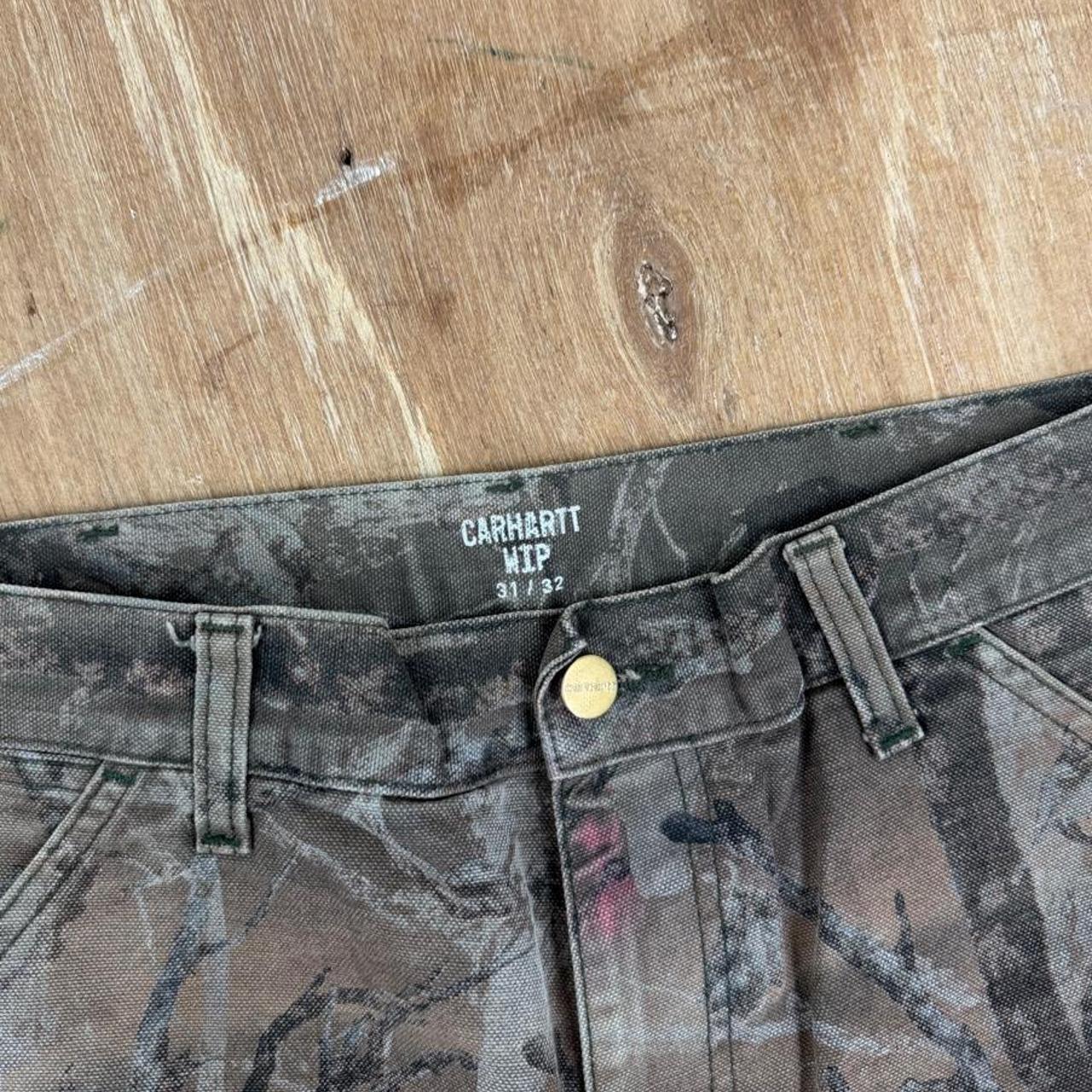 Carhartt 2000s Realtree camo relaxed fit carpenter shorts