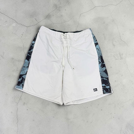 Quiksilver Surfwear Y2K swim board shorts