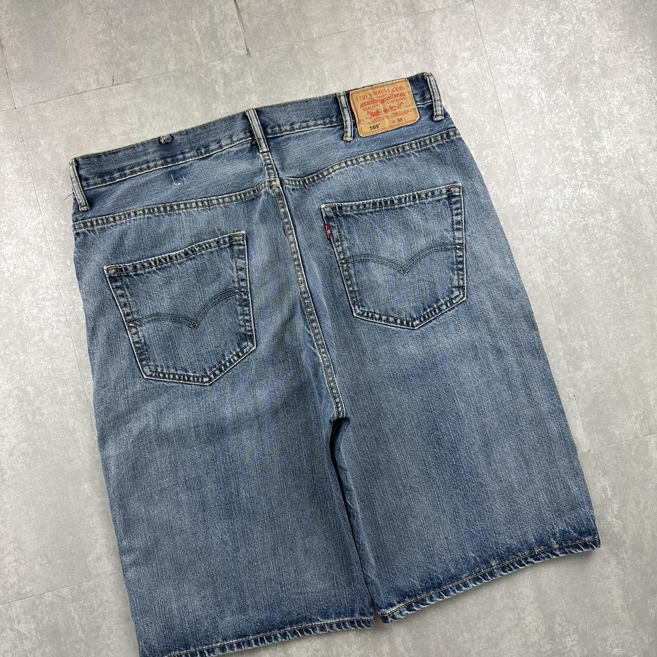 Levi’s 2000s carpenter baggy Jorts