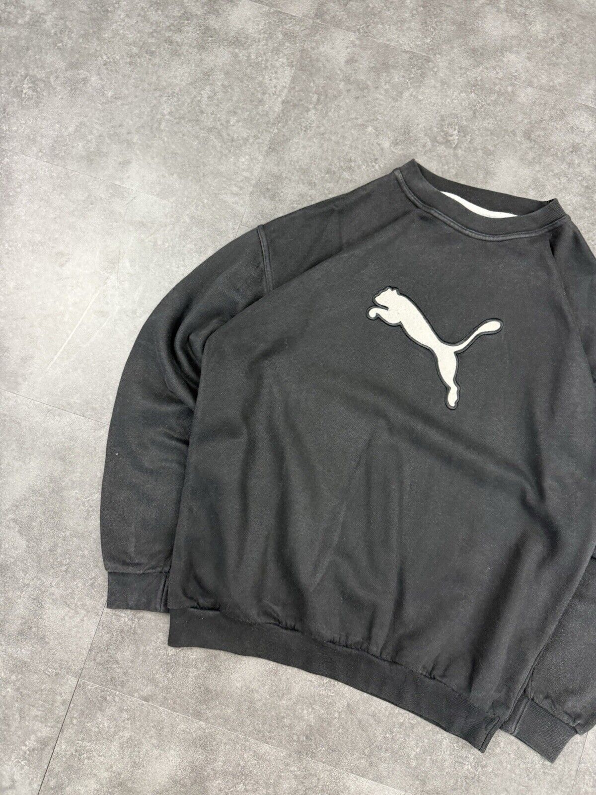 Vintage 90s Puma Spellout Sweatshirt Grey Black Embroidered logo Size M Y2k