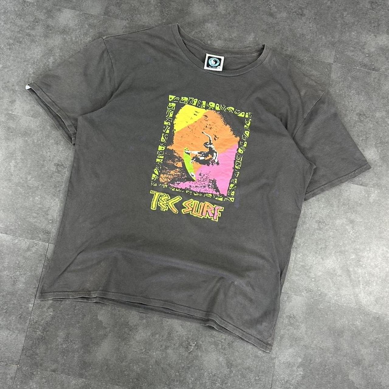 T&C Surf Designs 2000s Logo Print Ying Yang Surf graphic logo T shirt