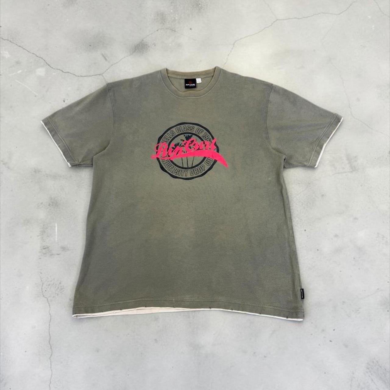 Rip Curl ‘the search’ Surfwear Y2K T-Shirt