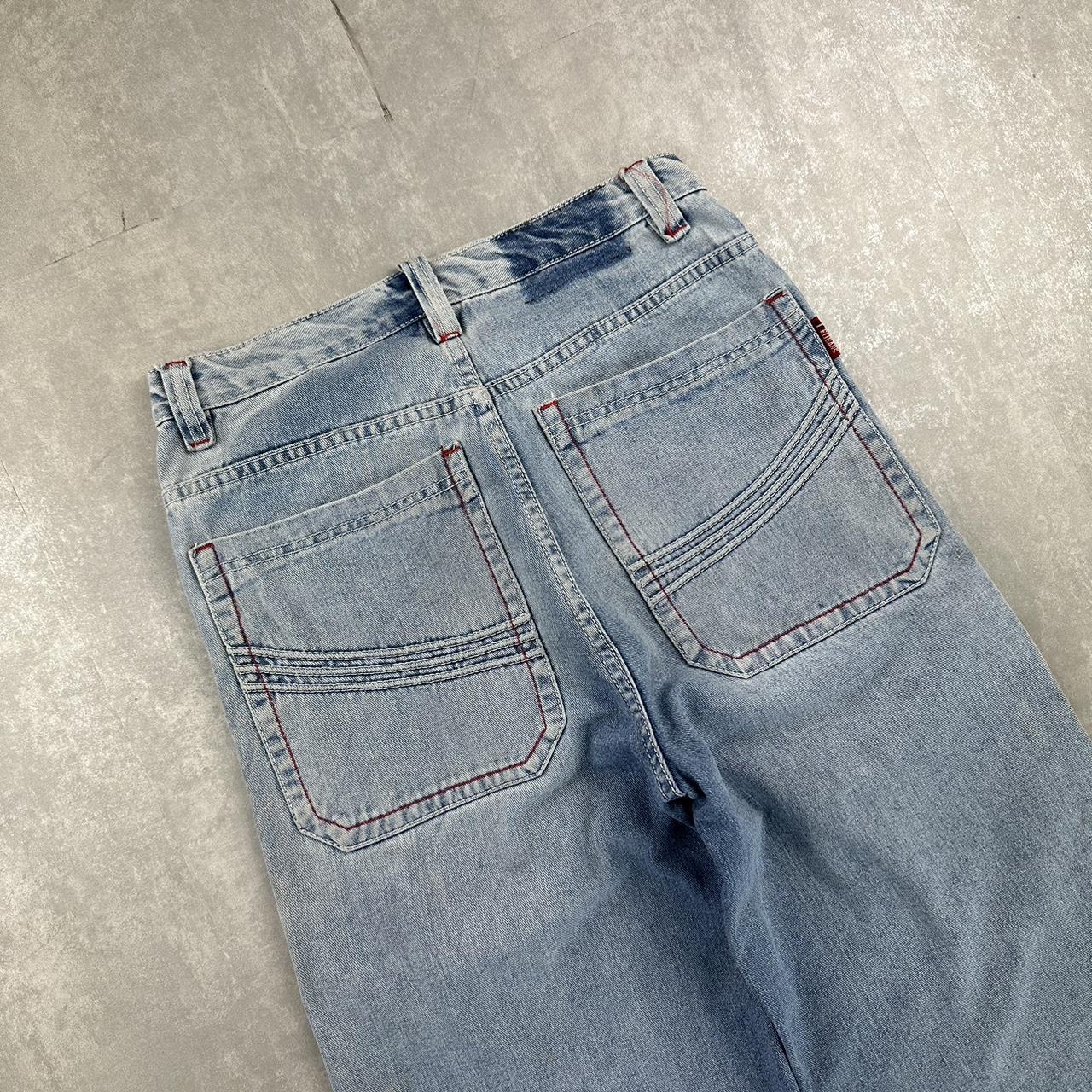 Japanese style 2000s spellout carpenter fit skate jorts