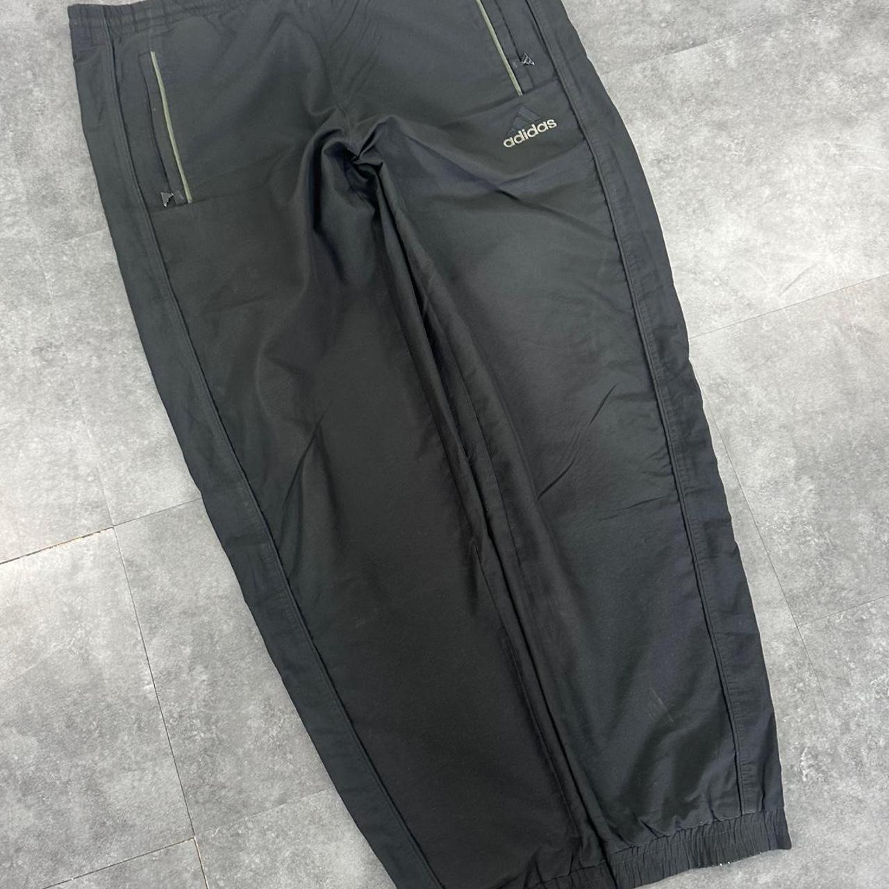 Adidas 2000s track vintage sports pants