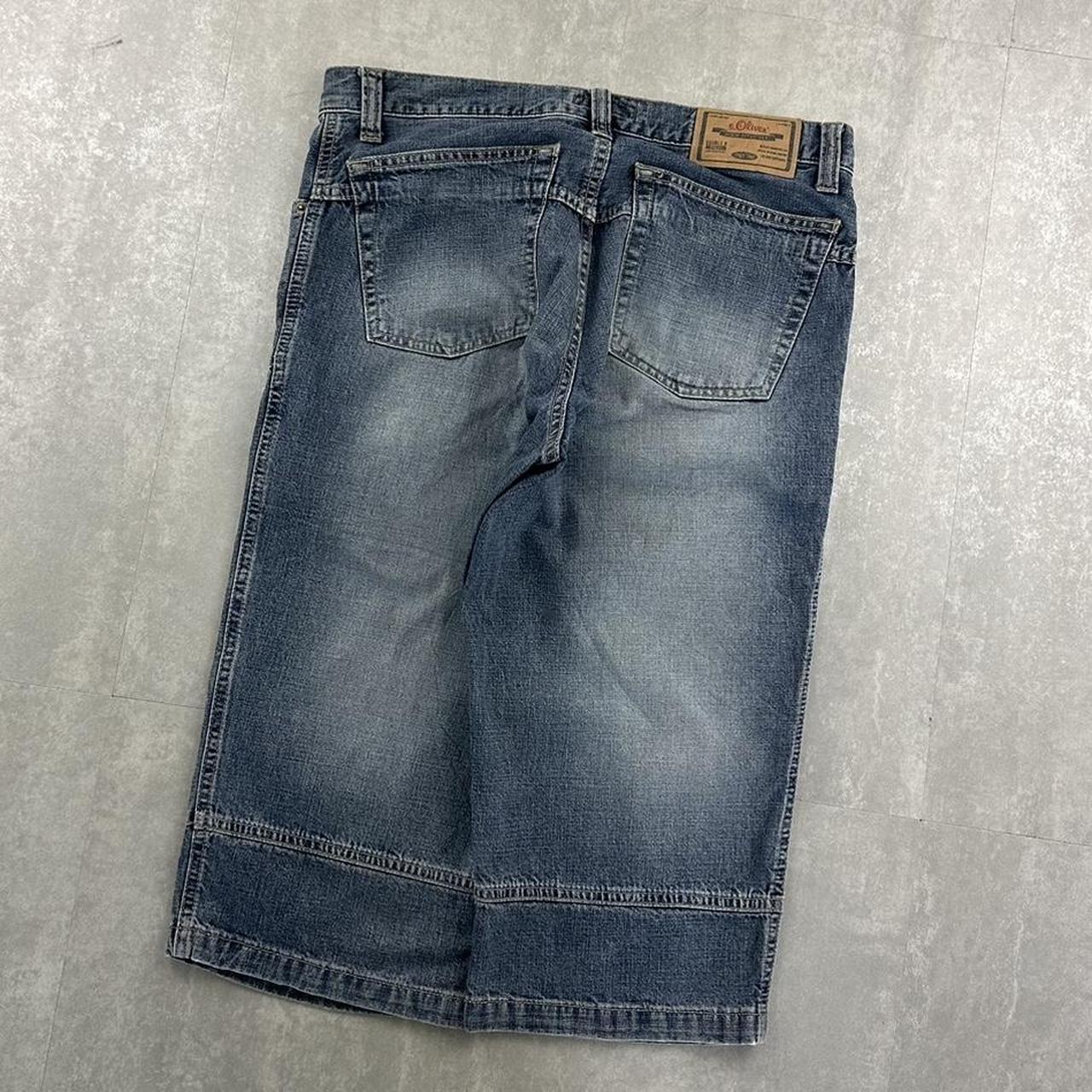 Japanese style 2000s spellout carpenter fit skate cargo jorts