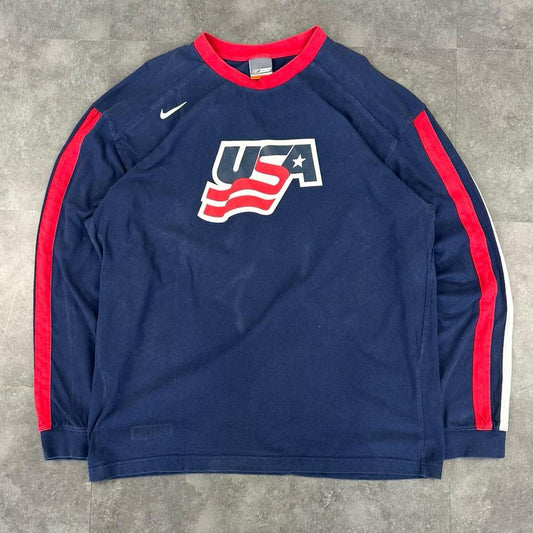 Nike USA 2000s Spellout graphic American football Sportswear 90s style Spellout
