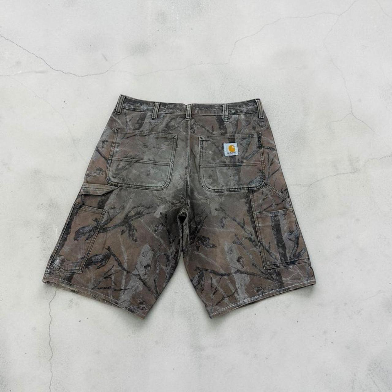 Carhartt 2000s Realtree camo relaxed fit carpenter shorts