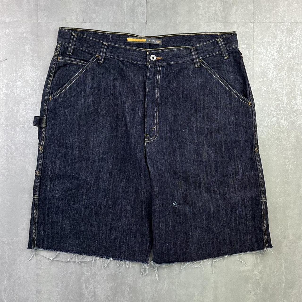 Levi’s silver tab 2000s spellout carpenter fit skate jorts