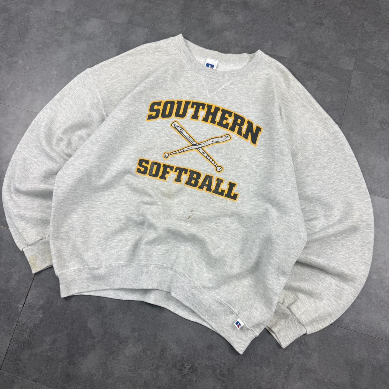 Vintage Russell Athletic 90s sportwear college spellout softball classic print sweatshirt