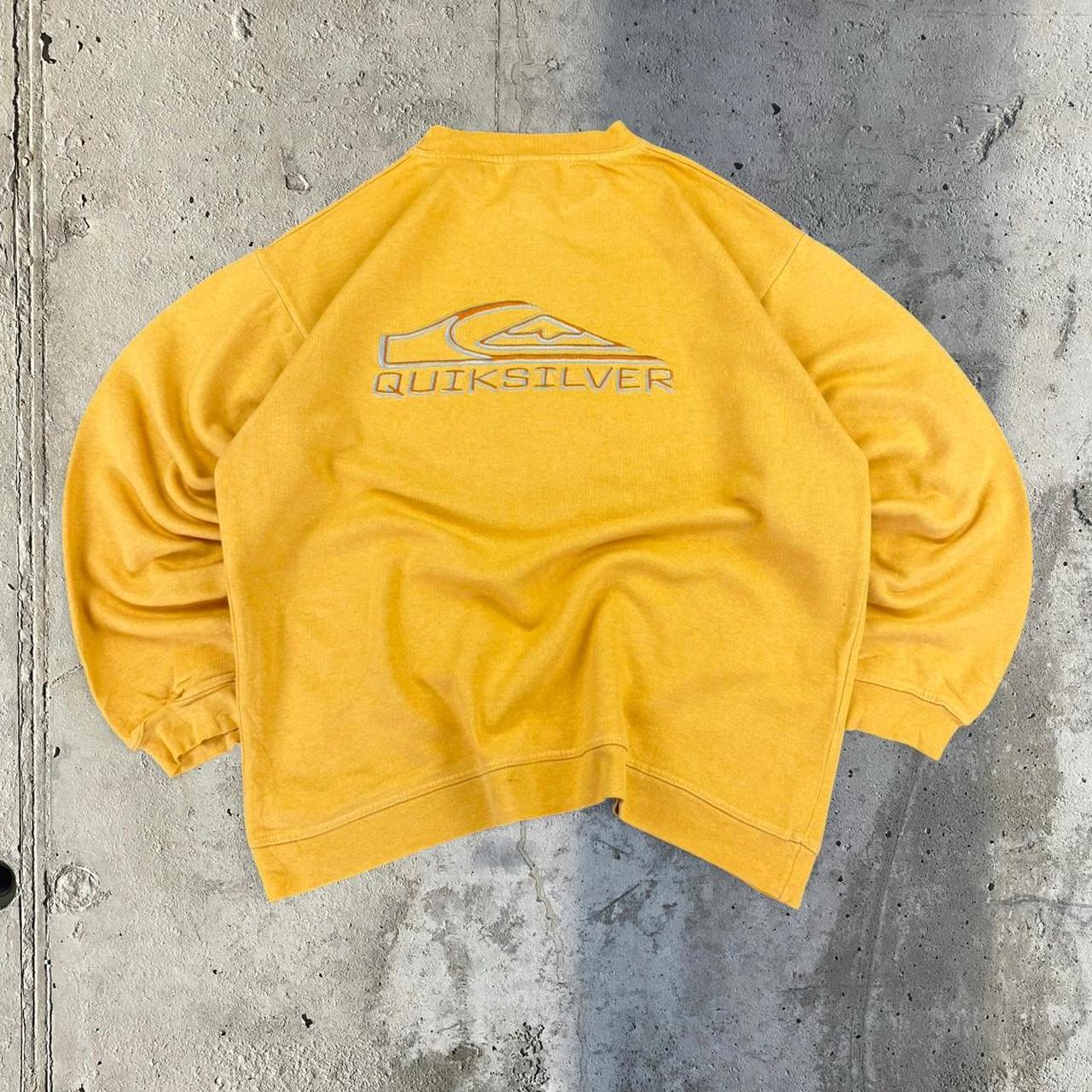 Quiksilver Vintage 2000s Surfwear company y2k spellout sweatshirt