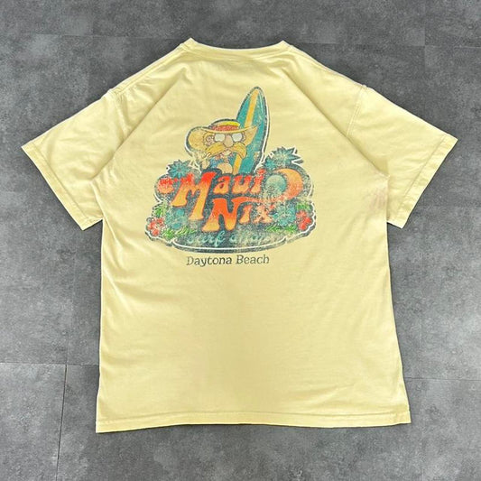 Comfort ColoursT 2000s Y2K logo Maui Nix print logo
