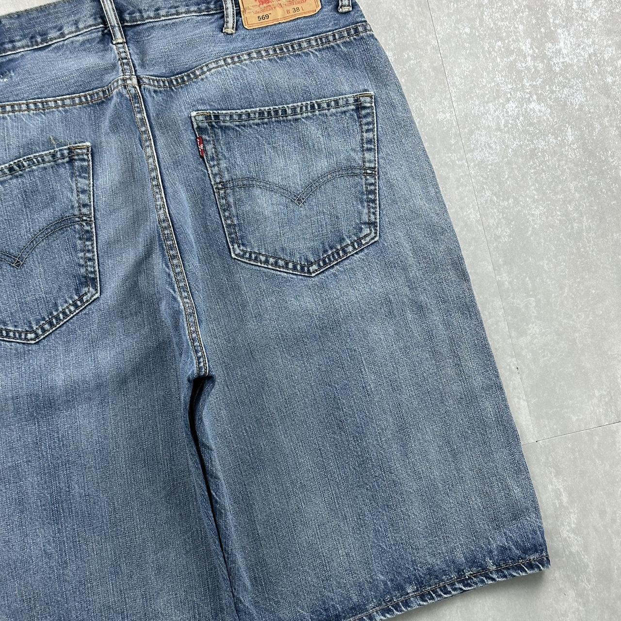 Levi’s 2000s carpenter baggy Jorts